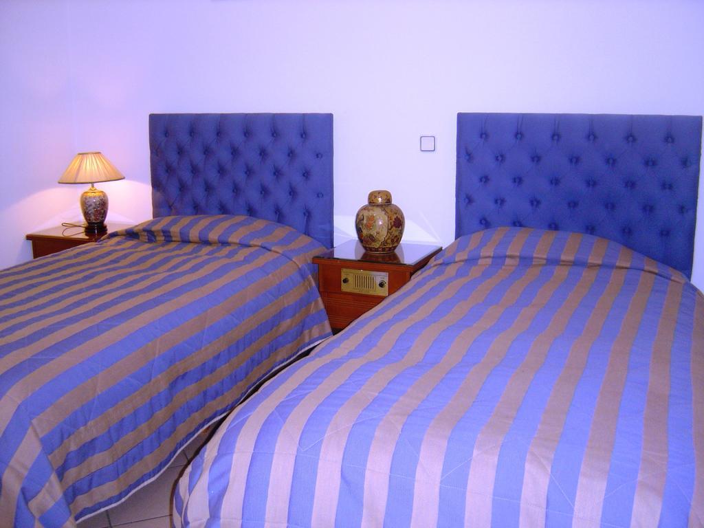 Kalimera Hotel Poros Town Exterior photo