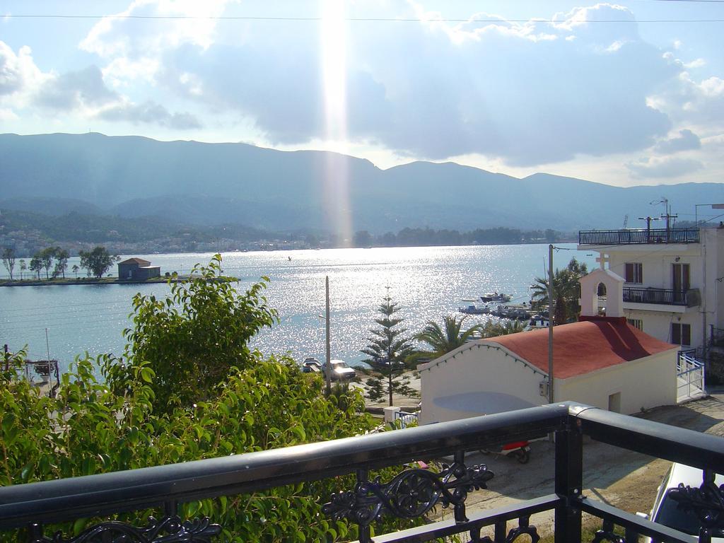 Kalimera Hotel Poros Town Exterior photo