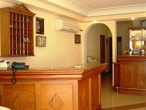 Kalimera Hotel Poros Town Exterior photo