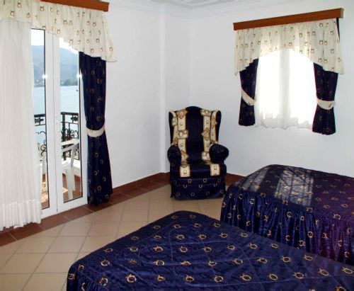 Kalimera Hotel Poros Town Exterior photo
