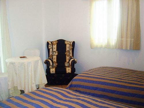 Kalimera Hotel Poros Town Exterior photo