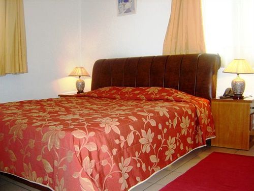 Kalimera Hotel Poros Town Exterior photo